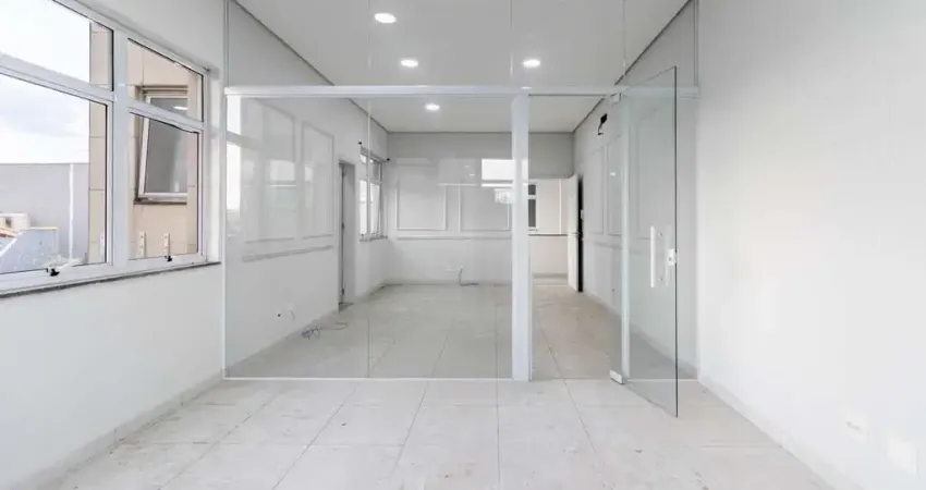 Sala comercial na rua visconde de inhomerim, n. 137 - sala 4 • 40 m²