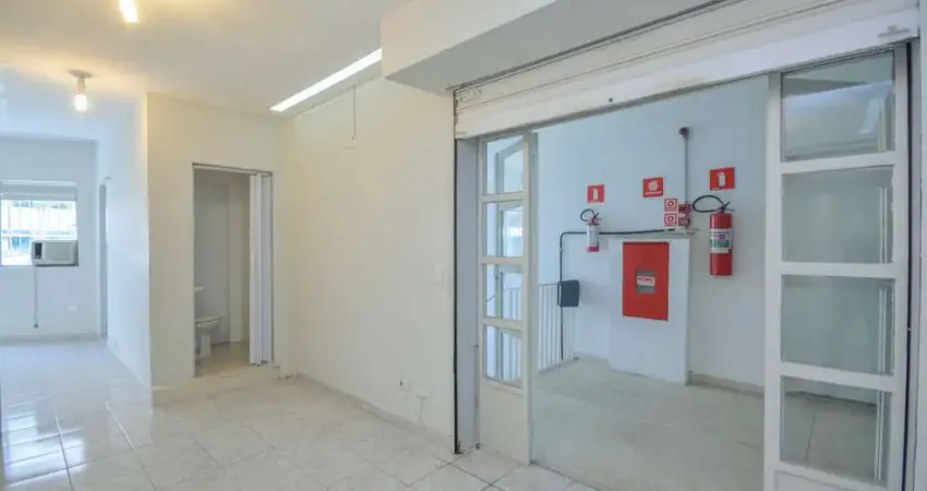 Sala comercial para alugar na Rua Visconde de Nacar, 356, Real Parque, São Paulo