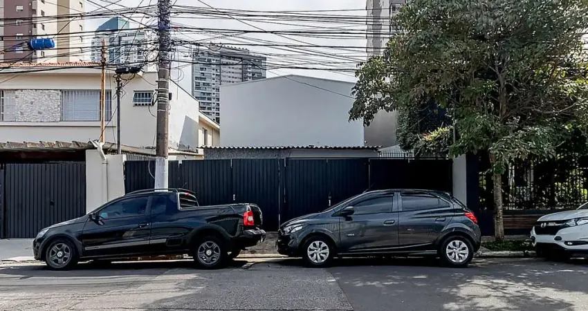 Casa comercial com 13 salas para alugar na Rua Porto Martins, 763, Brooklin Paulista, São Paulo
