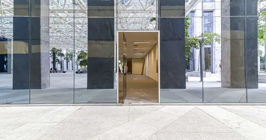 Loja na avenida das nações unidas, n. 12901 - torre oeste - anexo c • 188 m²