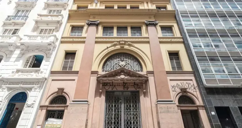Prédio com 57 salas para alugar na Rua Álvares Penteado, 195, Centro, São Paulo