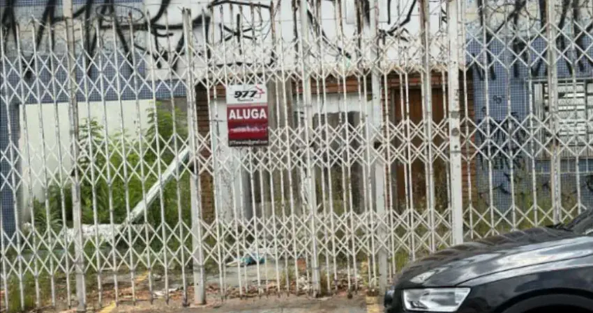 Casa comercial na avenida antônio estevão de carvalho, n. 2683 • 240 m²