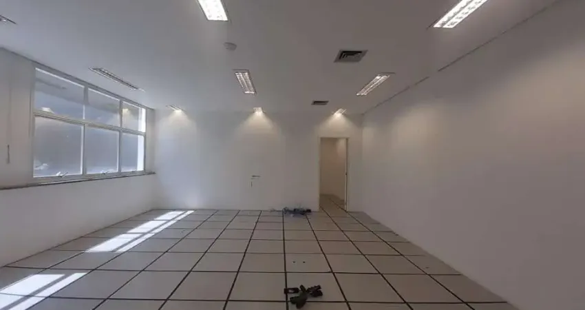 Sala comercial na avenida mofarrej, n. 1200 - espaço 4a - sala 11 • 126 m²