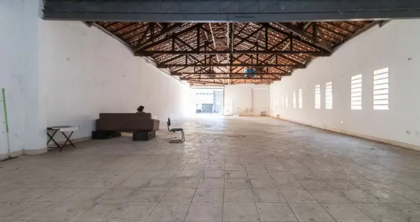 Galpão na rua coronel bento bicudo, n. 1034 - galpão frente • 250 m²