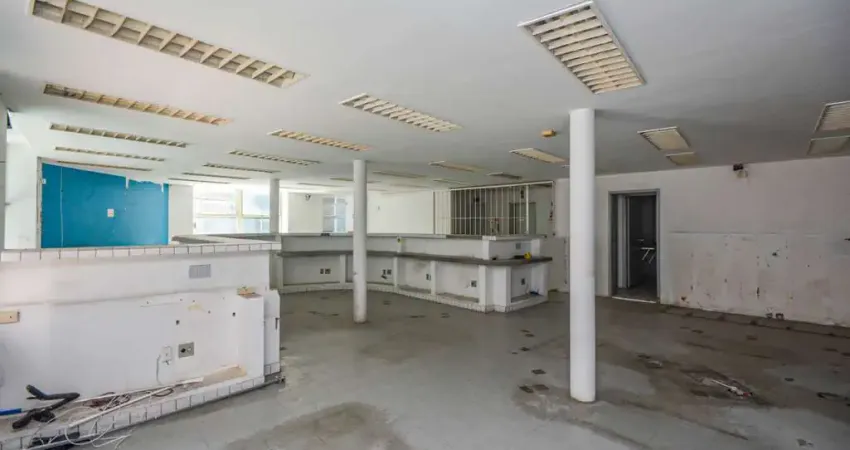 Prédio comercial na rua álvares penteado, n. 97 - sobre loja • 232 m²