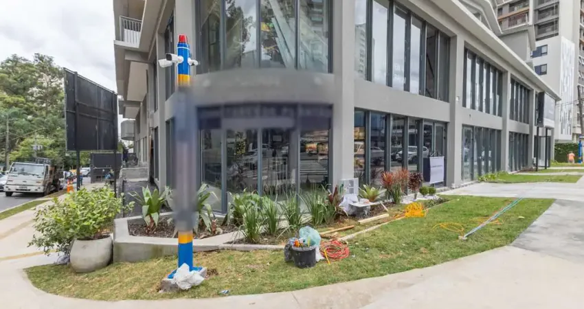 Loja na avenida padre antônio josé dos santos, n. 42 - loja 1 • 219 m²