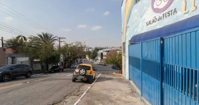 Casa comercial para alugar na Rua Eugênia de Carvalho, 1460, Vila Matilde, São Paulo