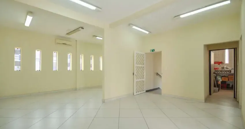 Sobreloja na rua hildebrando thomáz de carvalho, n. 60 - pavimento 2 • 142 m²