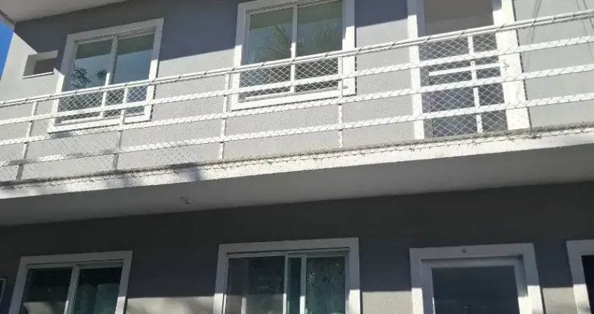 Casa com 2 quartos para alugar na Estrada Rodrigues Caldas, 2560, Taquara, Rio de Janeiro