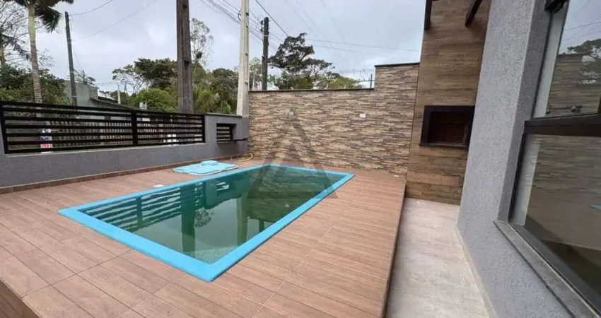 Casa de esquina com 76,83m² a apenas 900m da praia em itapoá sc!!!!