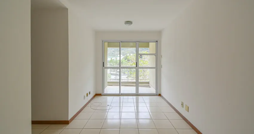 Apartamento com 3 quartos para alugar, 68 m² por r$ 2.200/mês - condomínio via flamboyant - curicica - rio de janeiro/rj