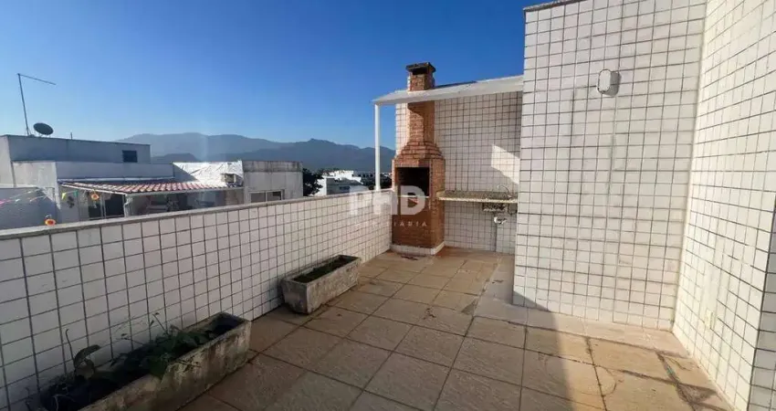 Cobertura com 3 quartos fundos, recreio dos bandeirantes - rio de janeiro