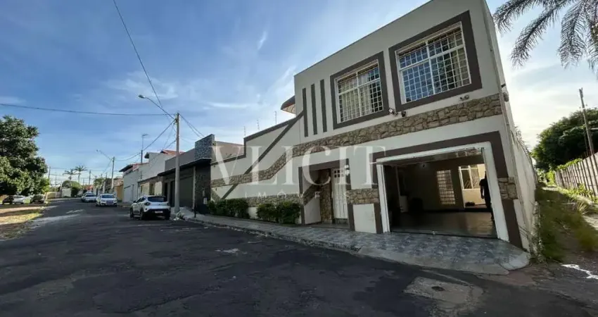 Casa com 3 quartos à venda no Parque do Castelo, Franca 