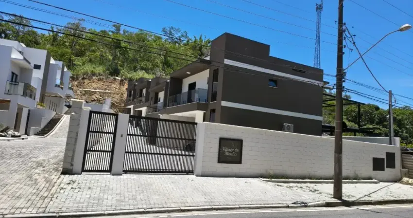 Casa no condomínio du moulin – 3 suítes, lavabo, fechado e a 300m da praia do arrastão – são sebastião