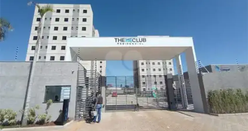 Vendo lindo apartamento no residencial teh club 3 dormitórios