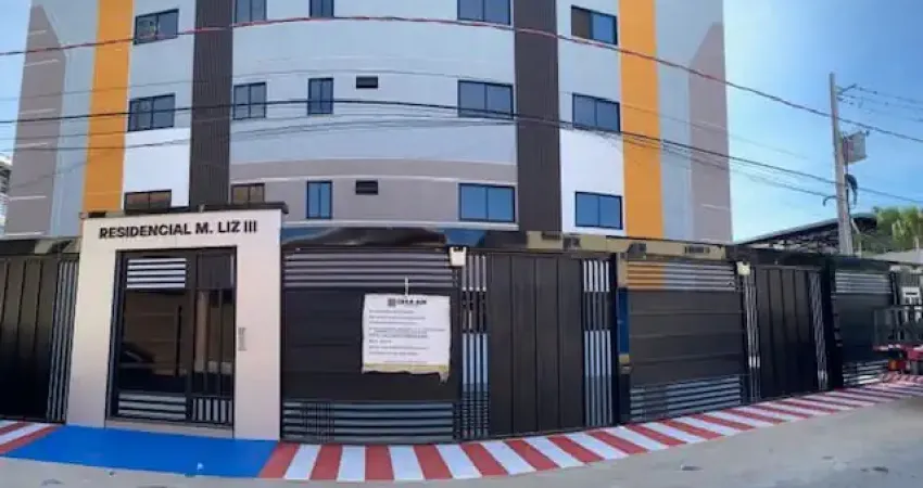 Alugo apartamento com 1 dormitório já climatizado no parque 10