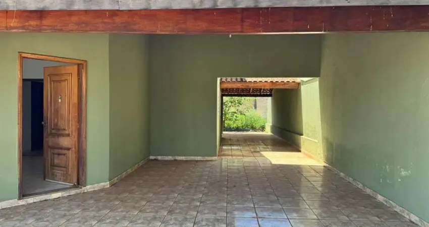 Casa à venda no jardim nazareth, são josé do rio preto | 3 quartos e quintal amplo