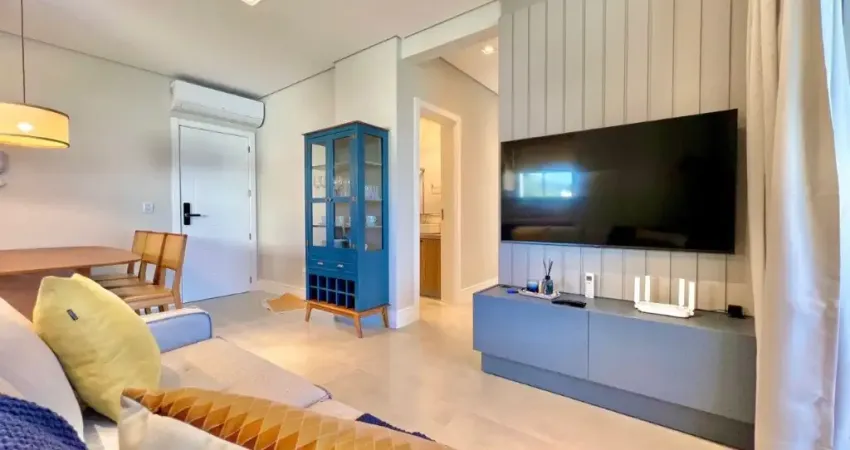 Vista para o mar e mobiliado! apartamento na praia de palmas, com 3 quartos e 2 vagas de garagem!