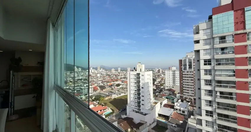 Lindo apartamento na vila operaria, mobiliado, localização orivilegiada, 2 minutos do centro de itajai, 5 minutos da praia