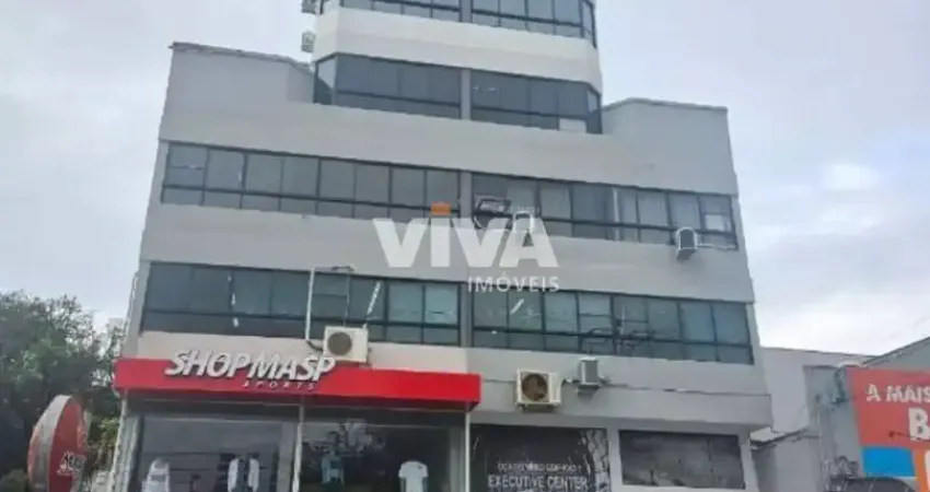 Um excelente imovel comercial, no centro de itajai, 50 salas, 21 vagas de garagem, agende a sua visita.
