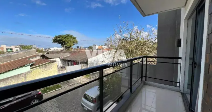 Otimo sobrado, pronto para moarar, 2 suites, semi mobiliado, sacada no quarto.