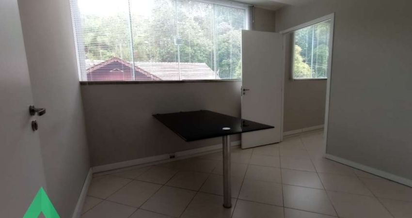 Ponto comercial com 1 sala para alugar no Victor Konder, Blumenau 