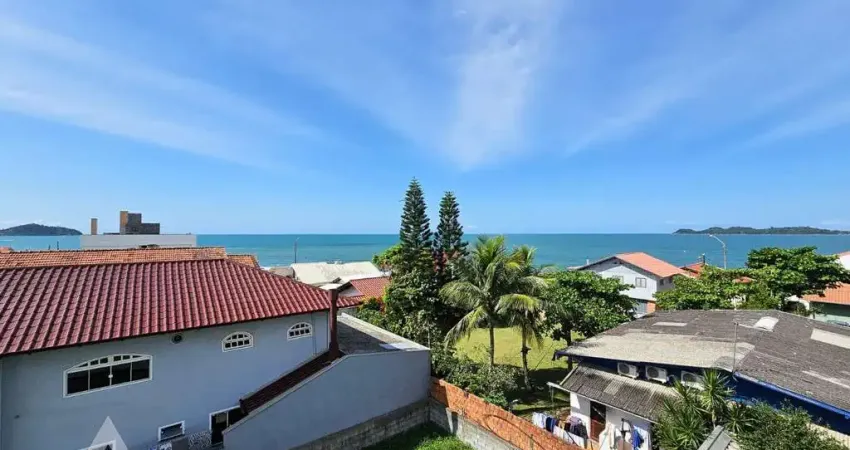 Casa com 5 quartos à venda no Centro, Penha