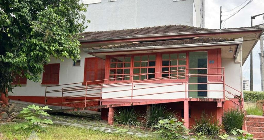 Casa comercial com 9 salas para alugar na Vila Nova, Blumenau 