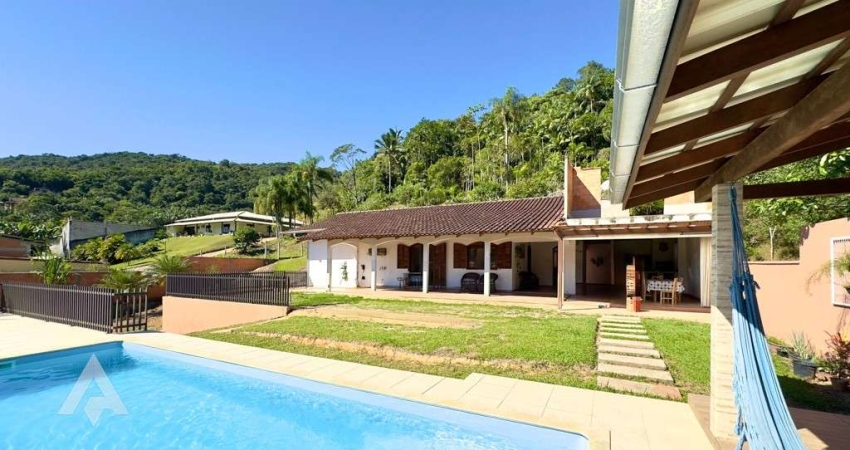 Casa com 3 quartos à venda no Progresso, Blumenau 