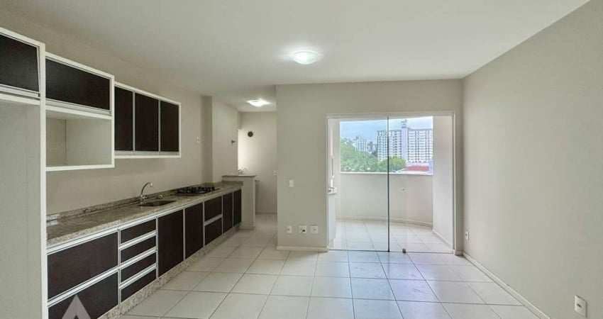 Apartamento com 2 quartos para alugar no Centro, Blumenau 