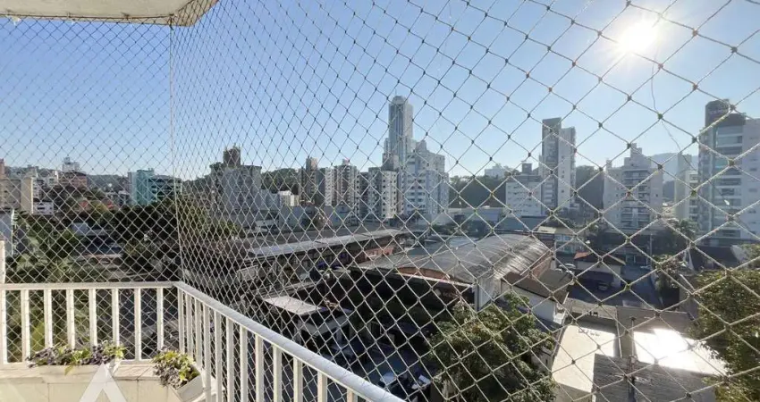 Apartamento com 3 quartos para alugar na Vila Nova, Blumenau 
