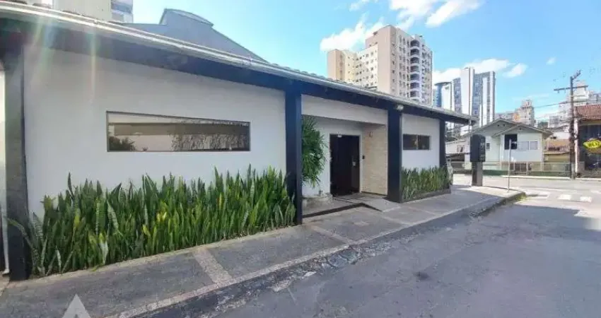 Sala comercial com 7 salas para alugar na Vila Nova, Blumenau
