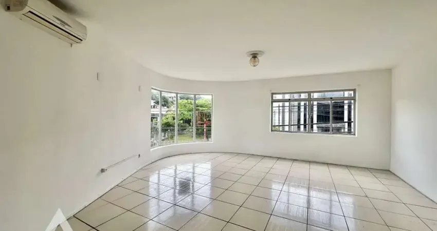 Apartamento com 3 quartos para alugar em Água Verde, Blumenau 