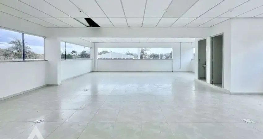 Sala comercial com 3 salas para alugar no Itoupava Seca, Blumenau