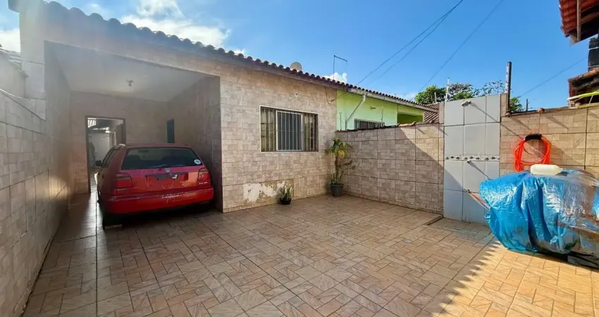 Casa a apenas 550 metros do mar no bairro cibratel 2 em itanhaém/sp