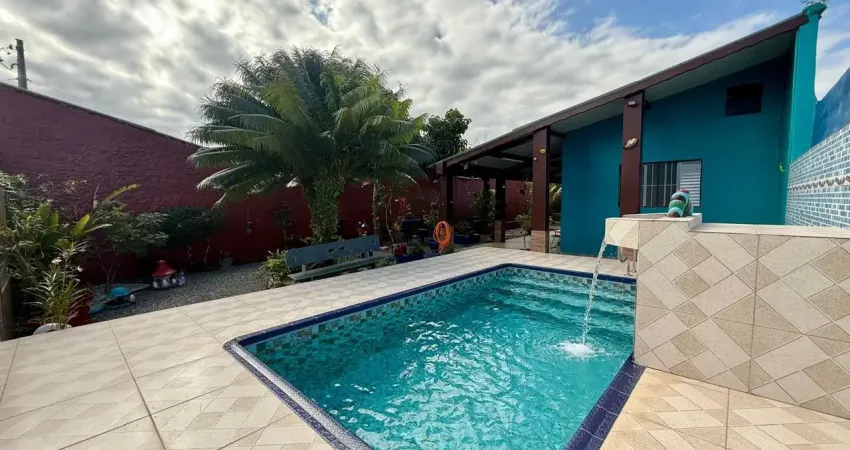 Casa com piscina e lazer a 800m da praia em itanhaém litoral sul