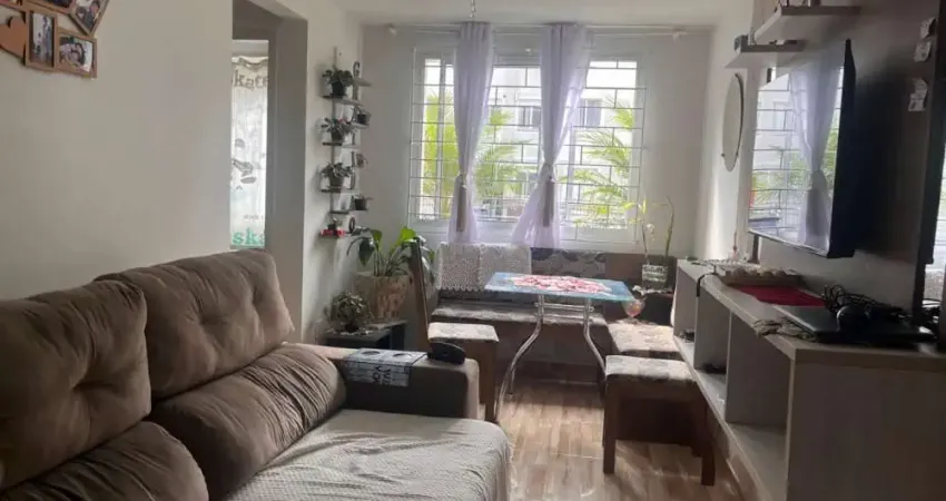 Apartamento Terreo em Araucária: 2 Quartos com Planejados