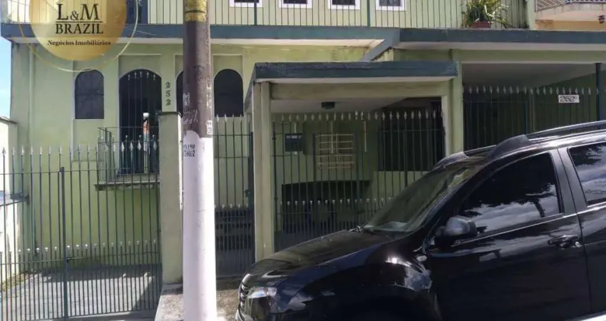 Casa c/ 4 quartos, 3 vagas (são 2 casas independentes), próximo ao largo da matriz e marginal tietê