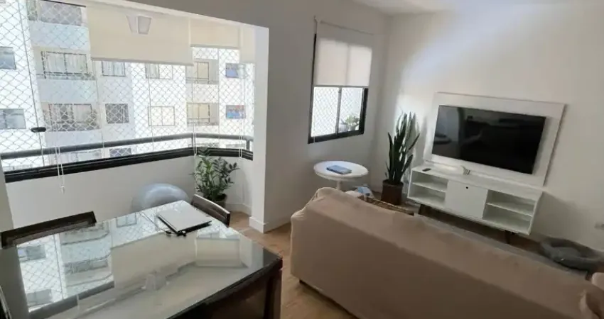 Apartamento a venda 69 m2, 2 dormitórios sendo 1 suíte, 2 vagas e depósito