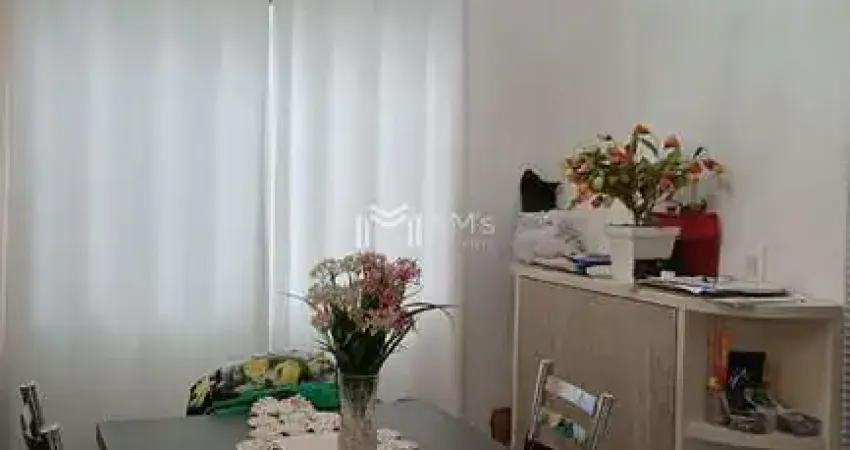 Sobrado à venda em Cascavel, Neva, com 2 quartos, com 132 m²