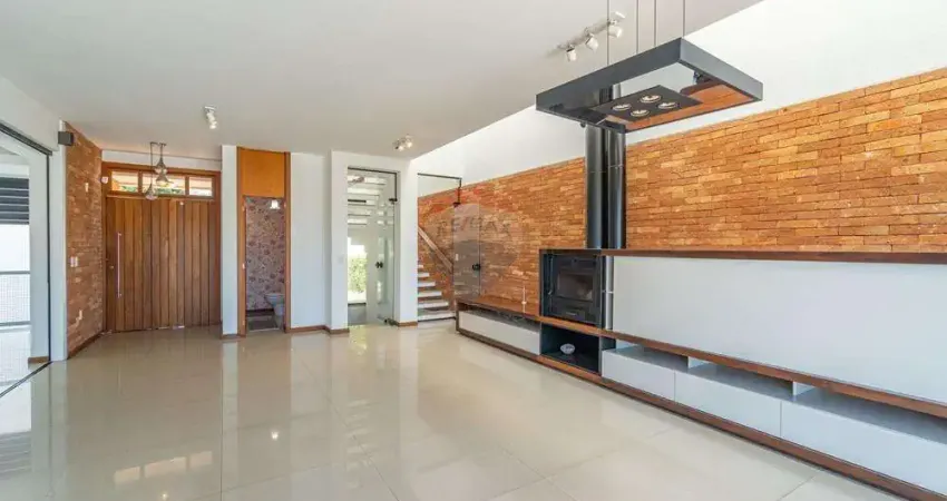 Casa com 2 quartos à venda na Rua Oscar Schneider, 485, Medianeira, Porto Alegre