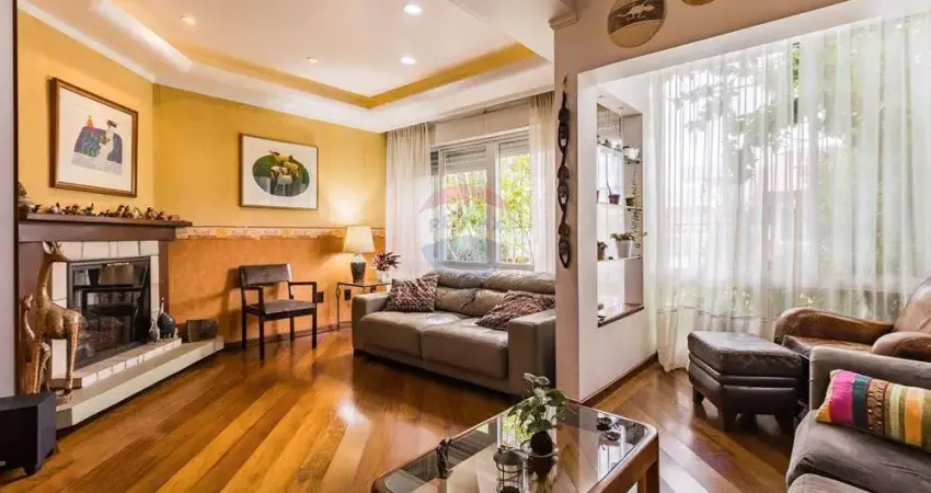 Casa com 3 quartos à venda na Rua Ivan Iglesias, 71, Jardim Itu Sabará, Porto Alegre