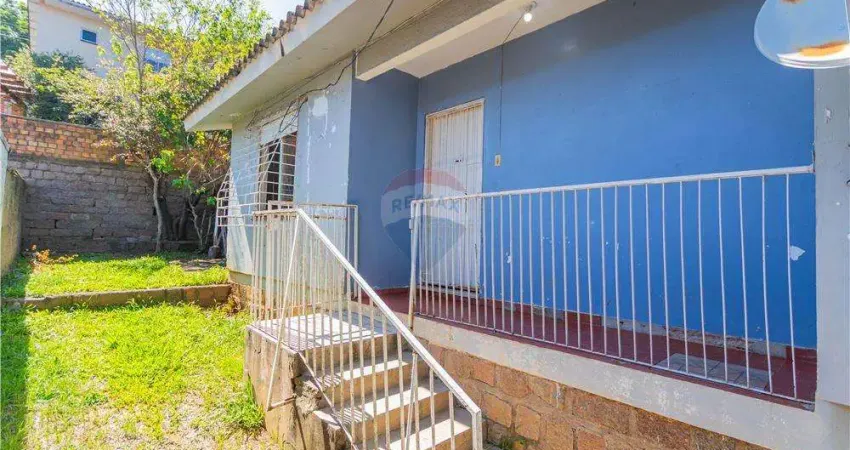 Casa em condomínio fechado com 3 quartos à venda na Acesso dos Hibiscos, 30, Santa Tereza, Porto Alegre
