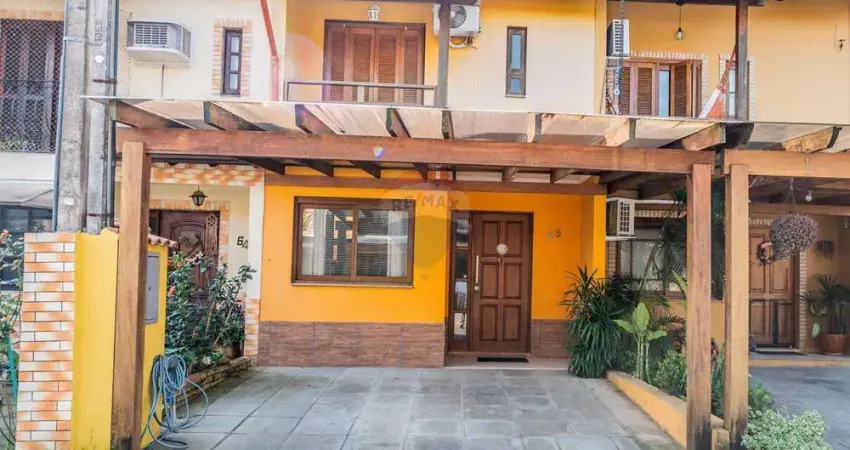 Casa em condomínio fechado com 2 quartos à venda na Avenida Edgar Pires de Castro, 1286, Hípica, Porto Alegre