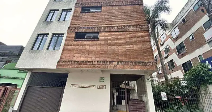 Apartamento com 2 quartos para alugar no Centro, Santa Maria