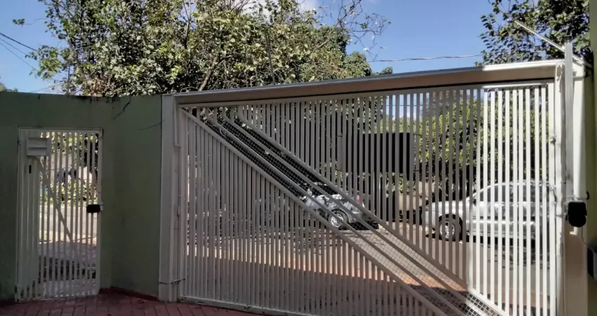 Sobrado caranda bosque ii - localização previlegiada, proxima a restaurantes, supermercados, escola e tudo o que voce precisa paraa viver com praticidade e qualidade