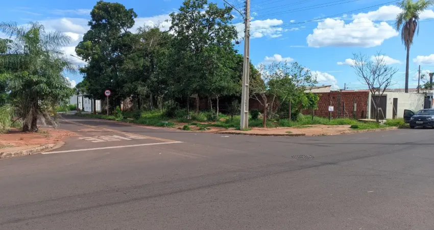Excelente Terreno de Esquina à Venda – Oportunidade Imperdível!