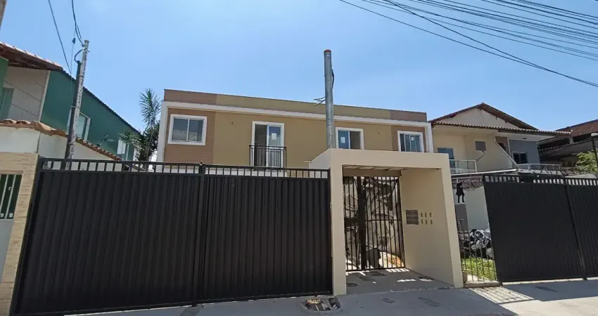 Casa duplex com 2 quartos e quintal privativo em alterosas serra