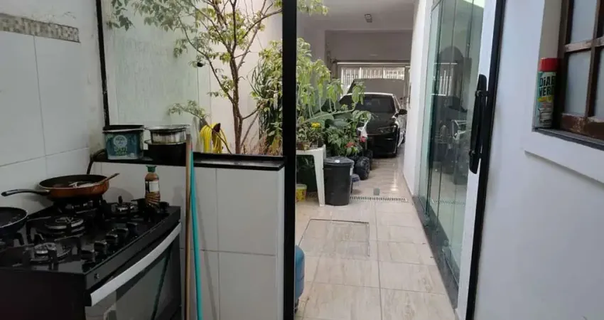 Casa com 3 quartos à venda na Rua Nísia Floresta, --, Vila Carrão, São Paulo