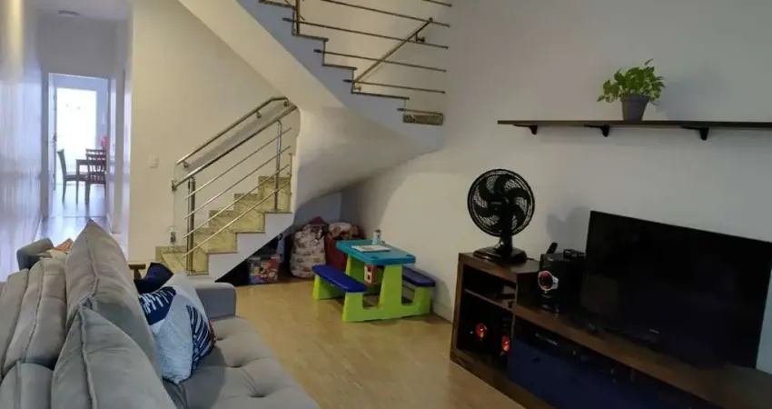 Casa com 3 quartos à venda na Rua Gustavo Vicenzzoto, --, Jardim Aricanduva, São Paulo